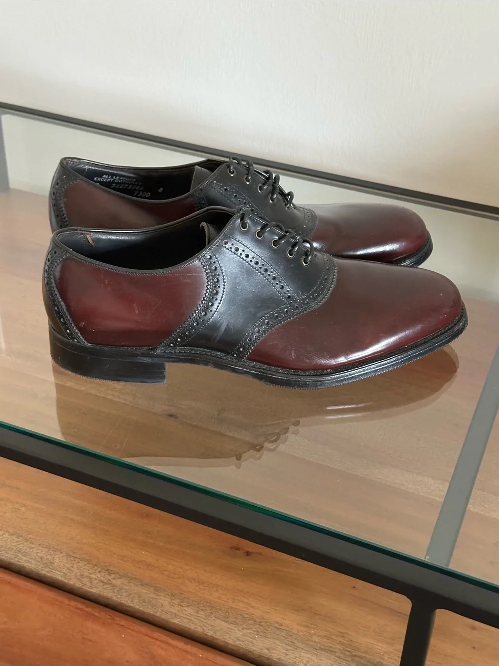 L.L. Bean Men’s Size 13 C Narrow Burgundy Black Leather Oxford Dress Shoe Vibram